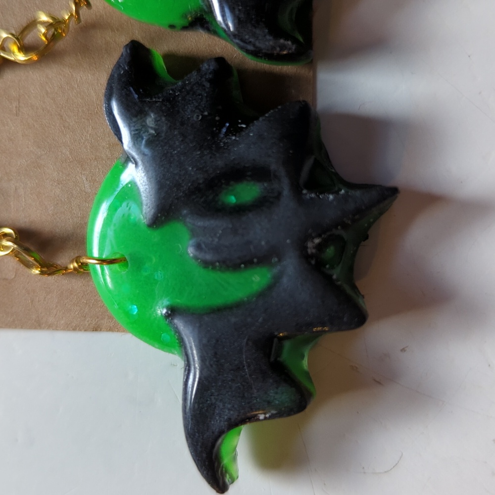 NWOT custom made epoxy bat earrings & pin set - Picture 2 of 6